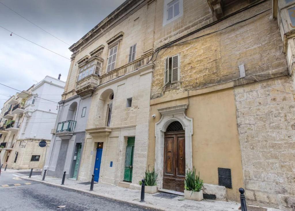 Floriana 5 Minutes Walk To The Capital City Exterior photo