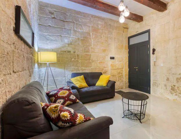 Floriana 5 Minutes Walk To The Capital City Exterior photo