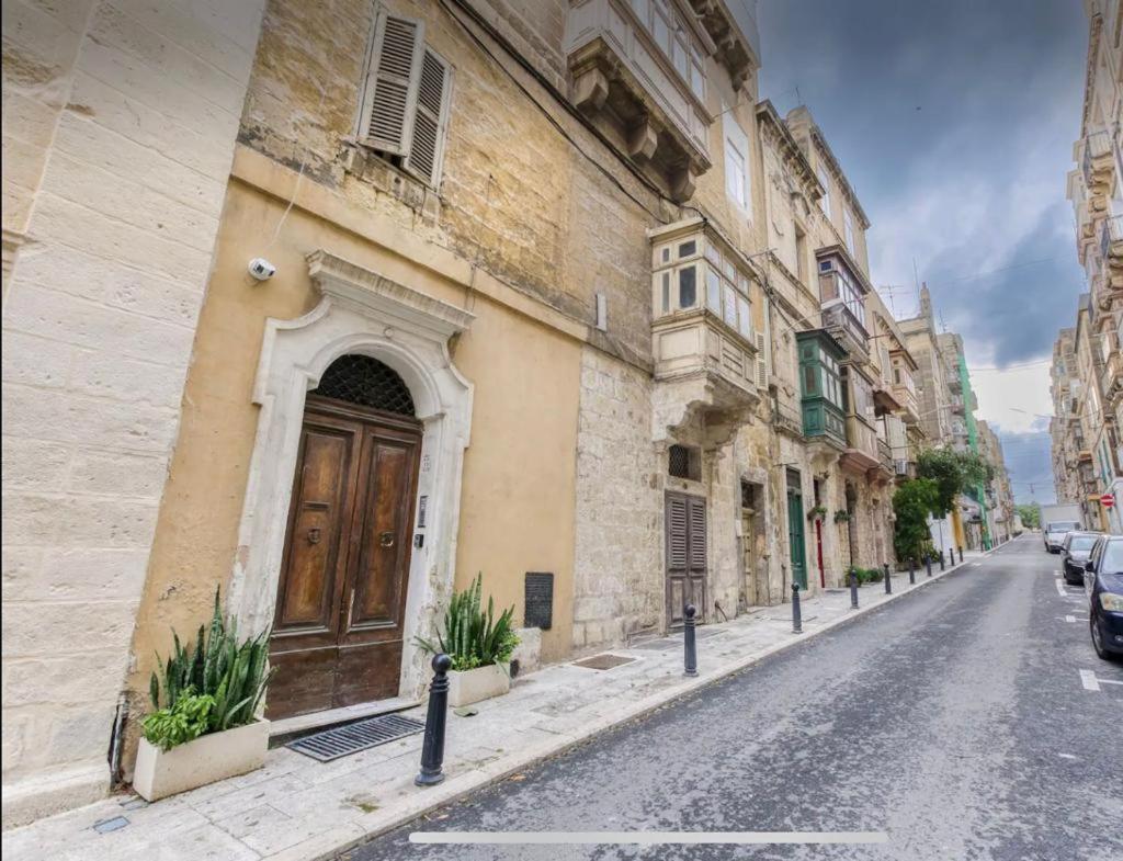 Floriana 5 Minutes Walk To The Capital City Exterior photo